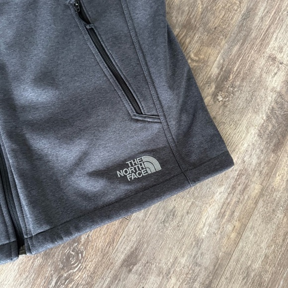 The North Face Dark Gray Softshell Vest - Picture 6 of 6